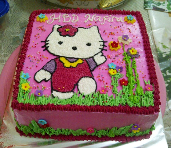 Kue Ulang Tahun Hello Kitty